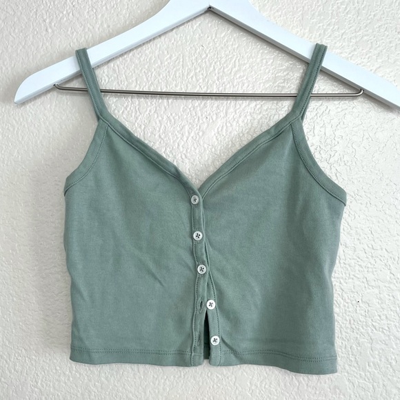 Brandy Melville Green Zelly Button Up Crop Tank Top - Picture 3 of 10
